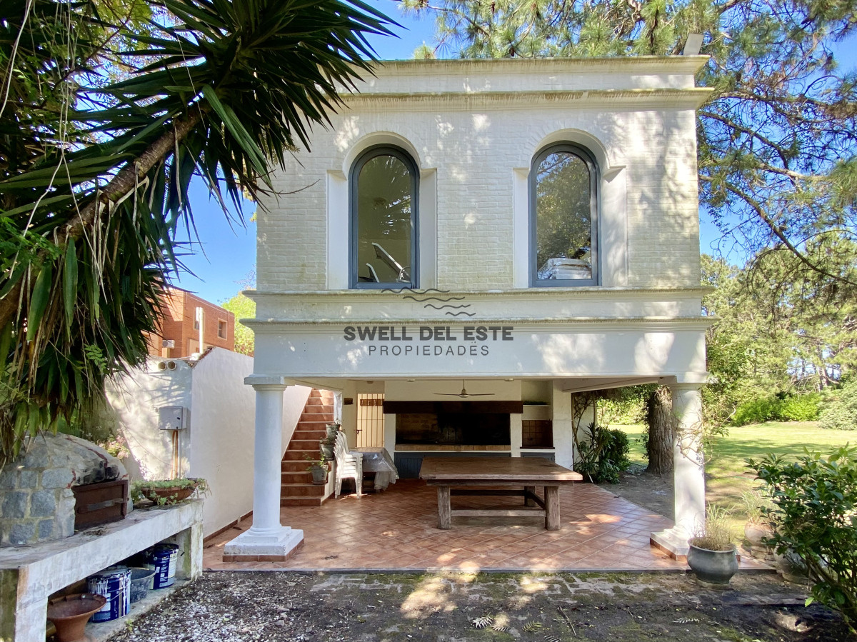 Casa ID.16 - Espectacular Casa 5 suites + Casa de Huéspedes y Piscina en Rincón del Indio - Punta del Este