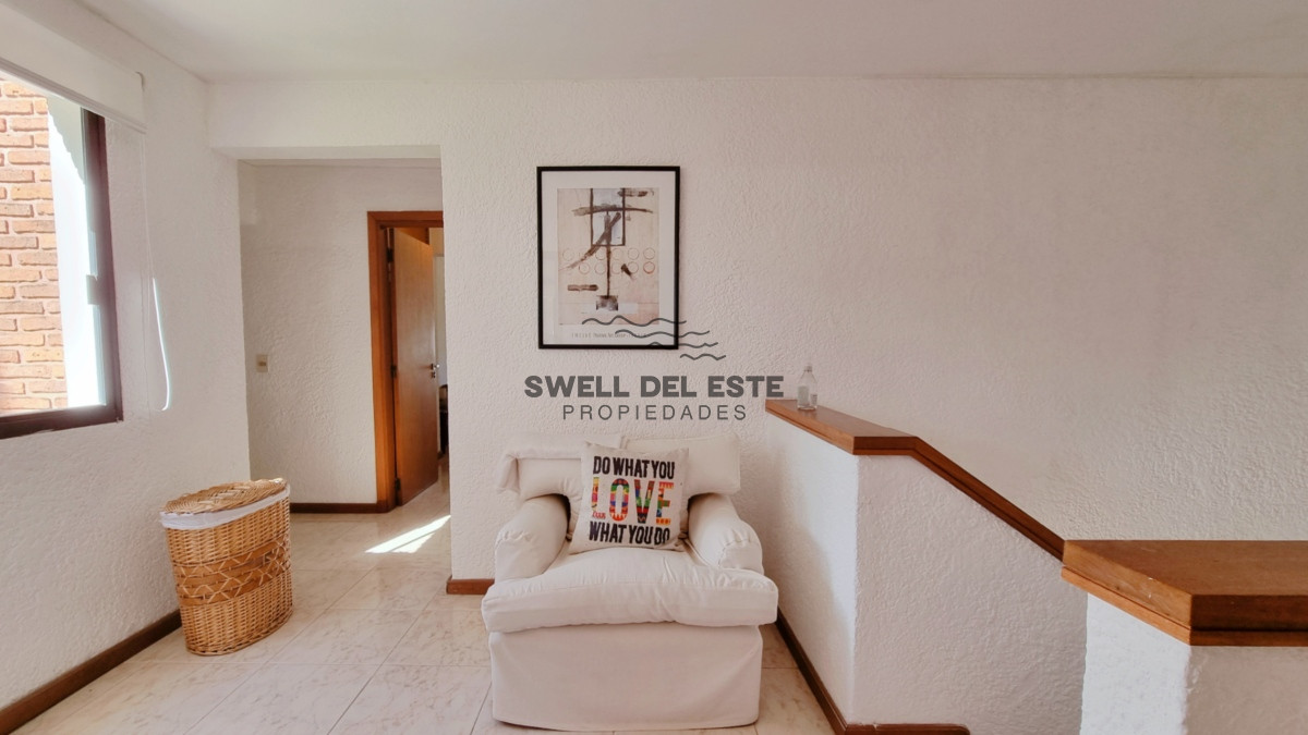 Casa ID.20 - Gran casa en Cantegril, 8 dormitorios, calefaccion, piscina climatizada, barbacoa y amplio parque