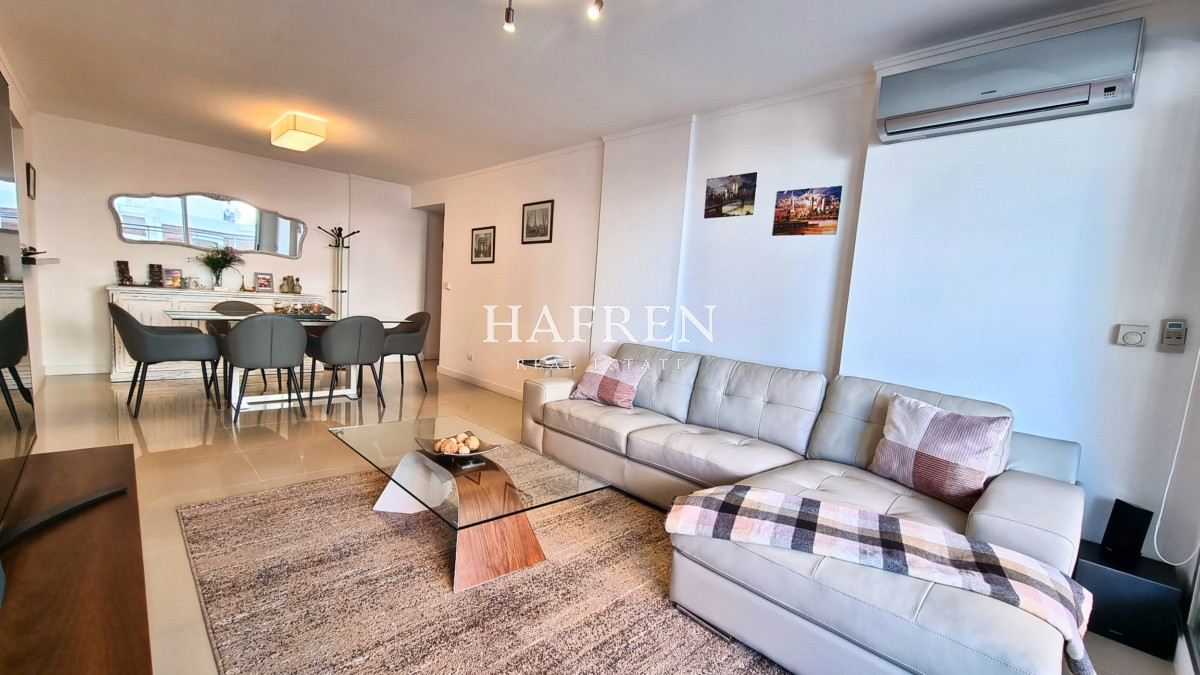 Apartamento ID.40 - Apartamento en Forest Tower II, piso bajo, 3 dormitorios, 2 baños, garage.