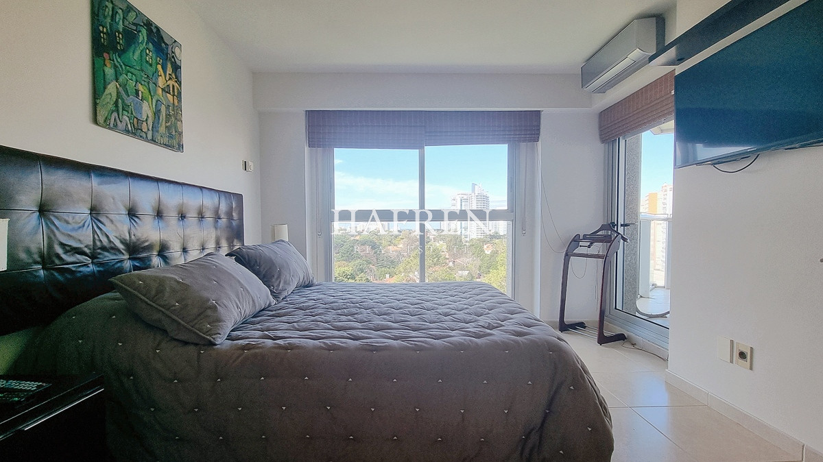 Apartamento ID.1 - Excepcional apartamento con amplia terraza con vista al Mar, 3 Suites, losa radiante