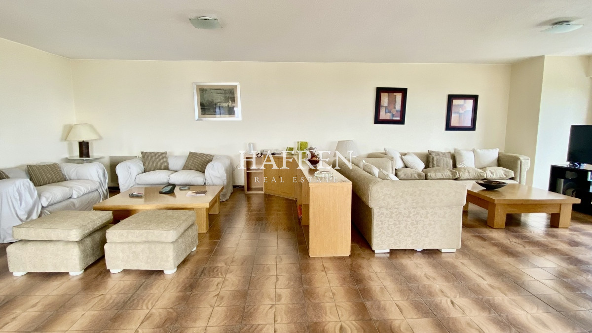 Apartamento ID.38 - Hermoso Penthouse 3 dormitorios + Servicio, Parada 17 de Roosevelt - Punta del Este