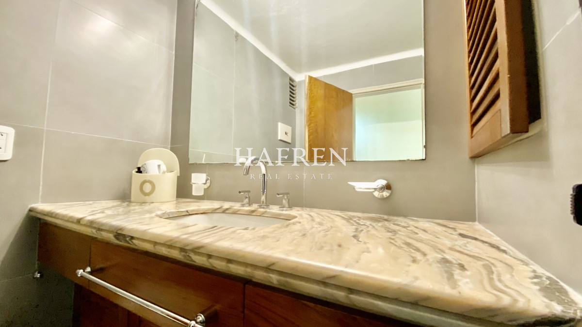 Apartamento ID.38 - Hermoso Penthouse 3 dormitorios + Servicio, Parada 17 de Roosevelt - Punta del Este