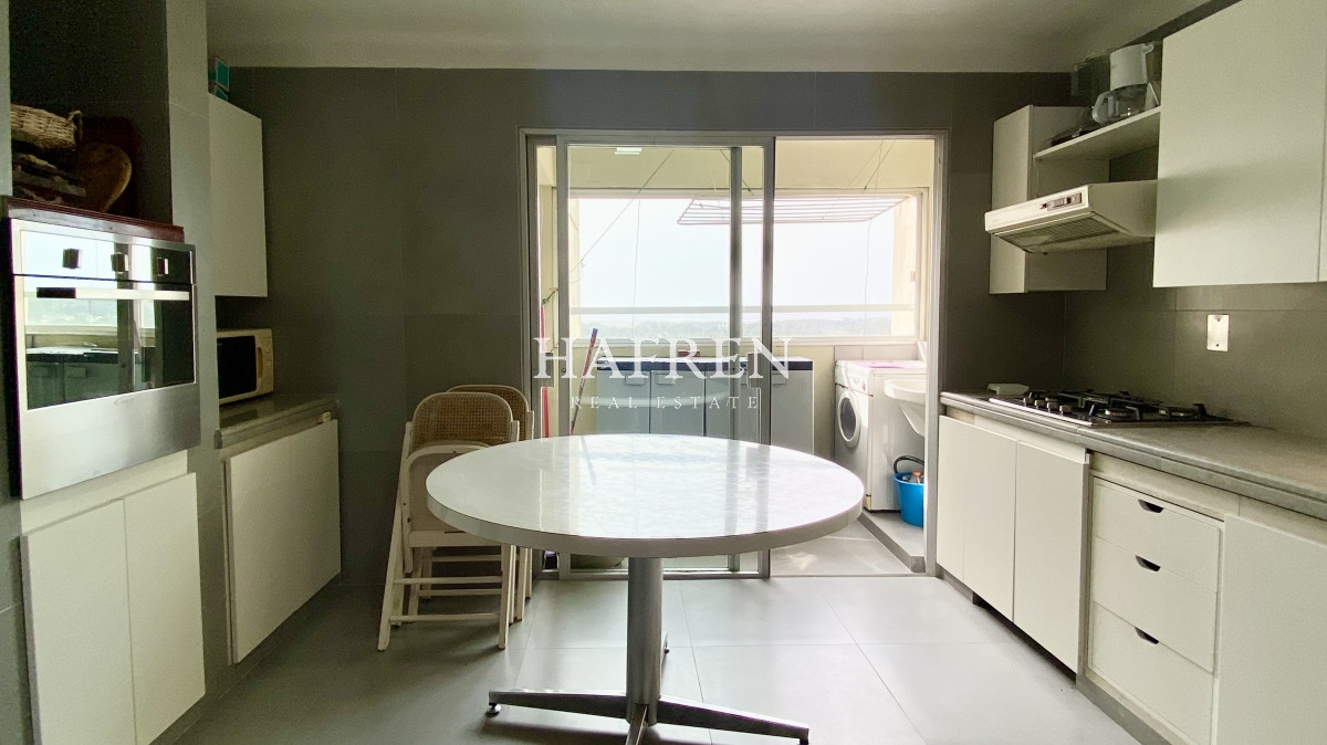 Apartamento ID.38 - Hermoso Penthouse 3 dormitorios + Servicio, Parada 17 de Roosevelt - Punta del Este
