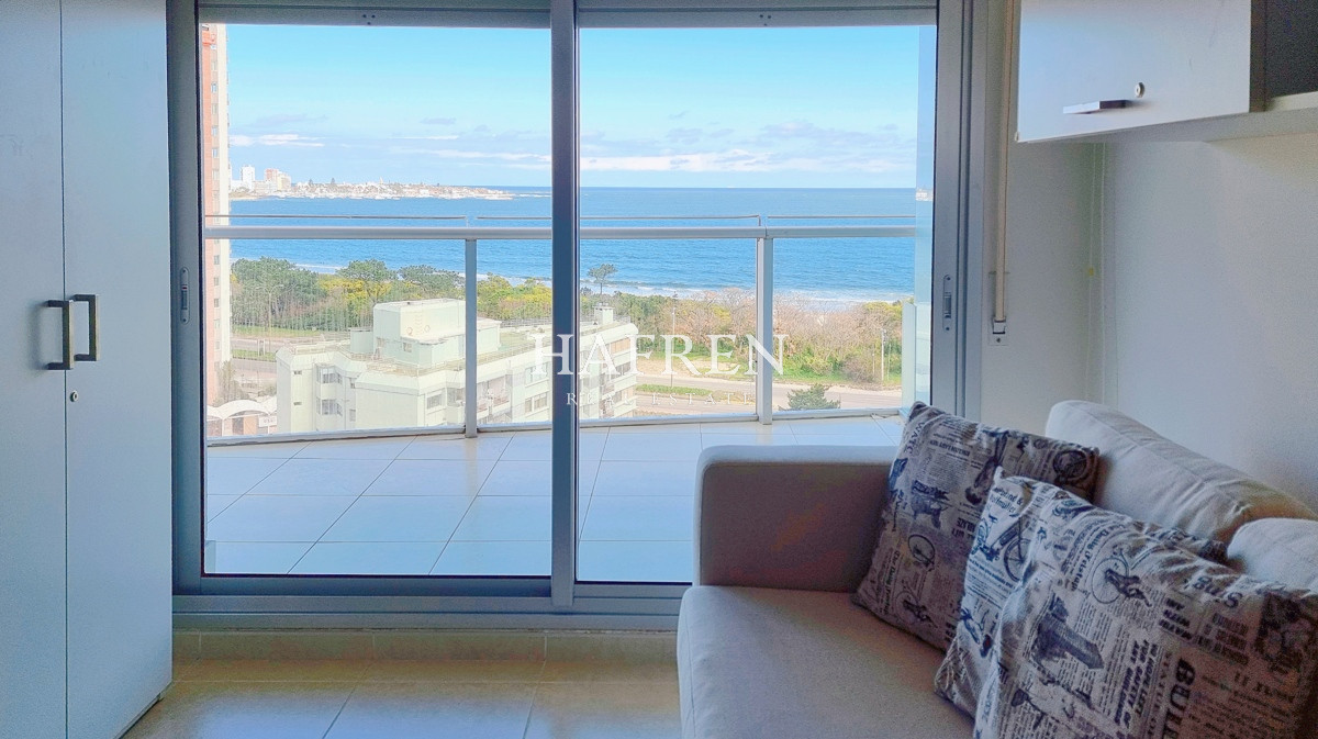 Apartamento ID.1 - Excepcional apartamento con amplia terraza con vista al Mar, 3 Suites, losa radiante