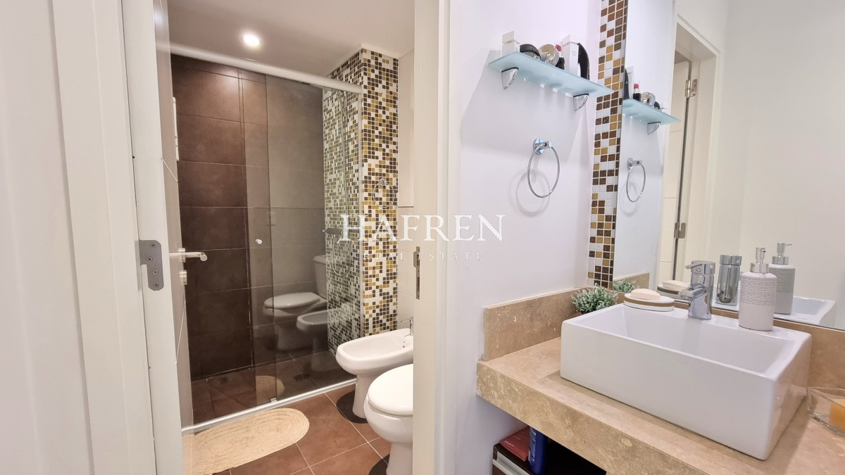 Apartamento ID.40 - Apartamento en Forest Tower II, piso bajo, 3 dormitorios, 2 baños, garage.
