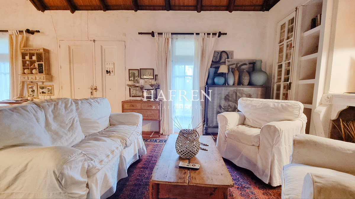 Casa ID.128 - Casa en Pinares, 659 m terreno, 4 dormitorios, piscina y parrillero