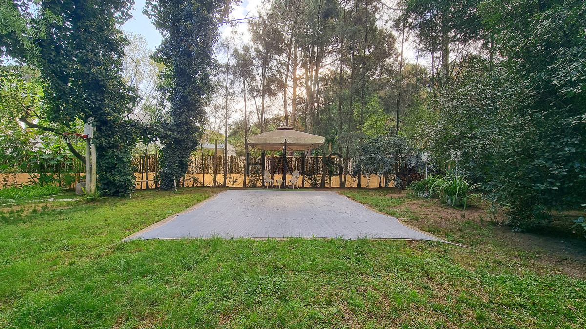 Casa ID.51 - Casa en Pinares, 659 m terreno, 4 dormitorios, piscina y parrillero
