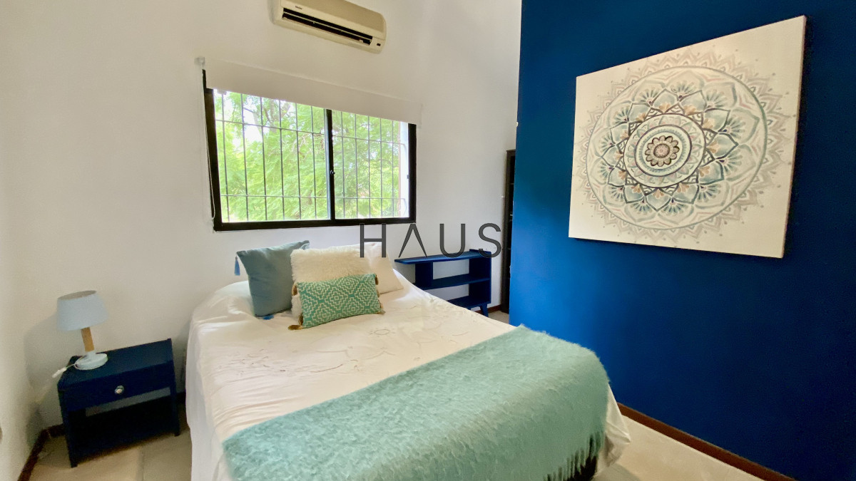 Casa ID.50 - Hermosa Casa 3 dormitorios + piscina en Jardines de Córdoba - Punta del Este