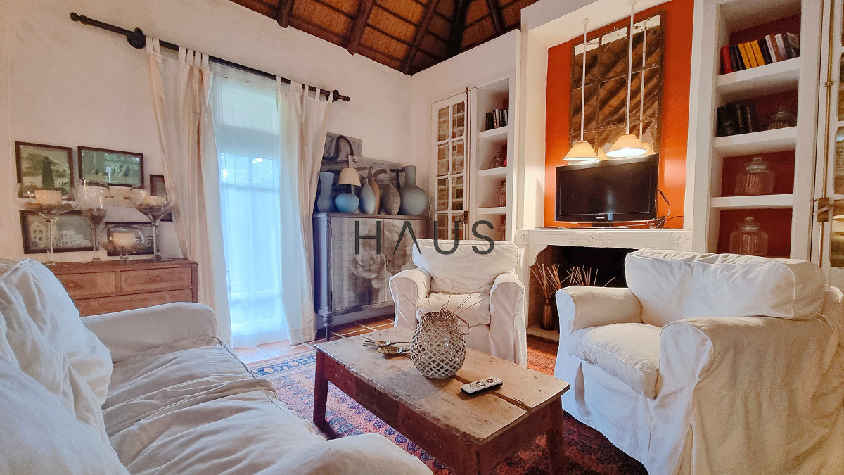 Casa ID.51 - Casa en Pinares, 659 m terreno, 4 dormitorios, piscina y parrillero