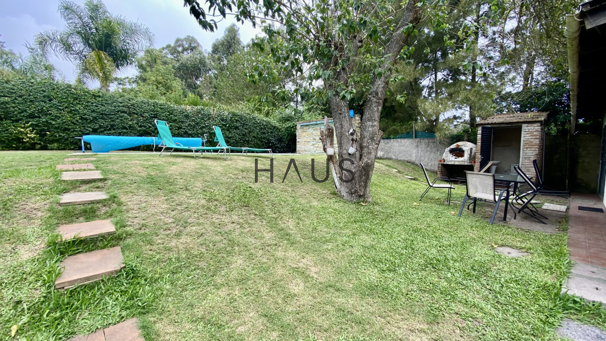 Casa ID.50 - Hermosa Casa 3 dormitorios + piscina en Jardines de Córdoba - Punta del Este