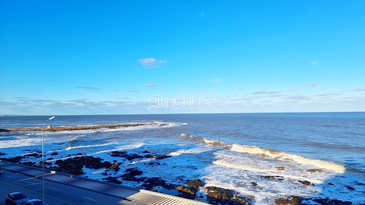 Apartamento ID.133 - Apartamento esquinero en primera linea, 3 suites, parrillero propio, espectacular vista.