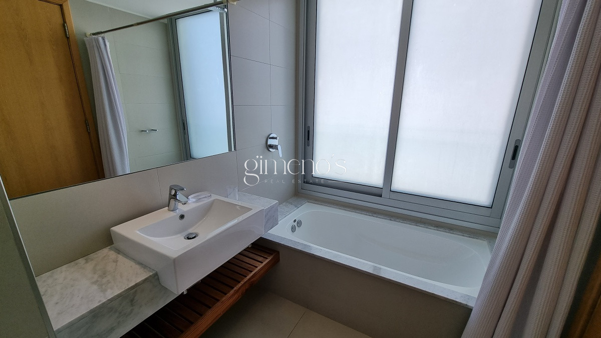 Apartamento ID.136 - Apartamento en Tiburon Terrazas Oceano, 4 Suites + dep, parrillero.