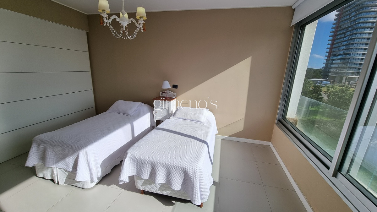 Apartamento ID.136 - Apartamento en Tiburon Terrazas Oceano, 4 Suites + dep, parrillero.