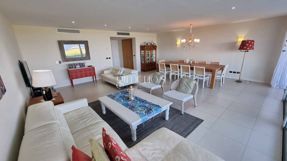 Apartamento ID.136 - Apartamento en Tiburon Terrazas Oceano, 4 Suites + dep, parrillero.