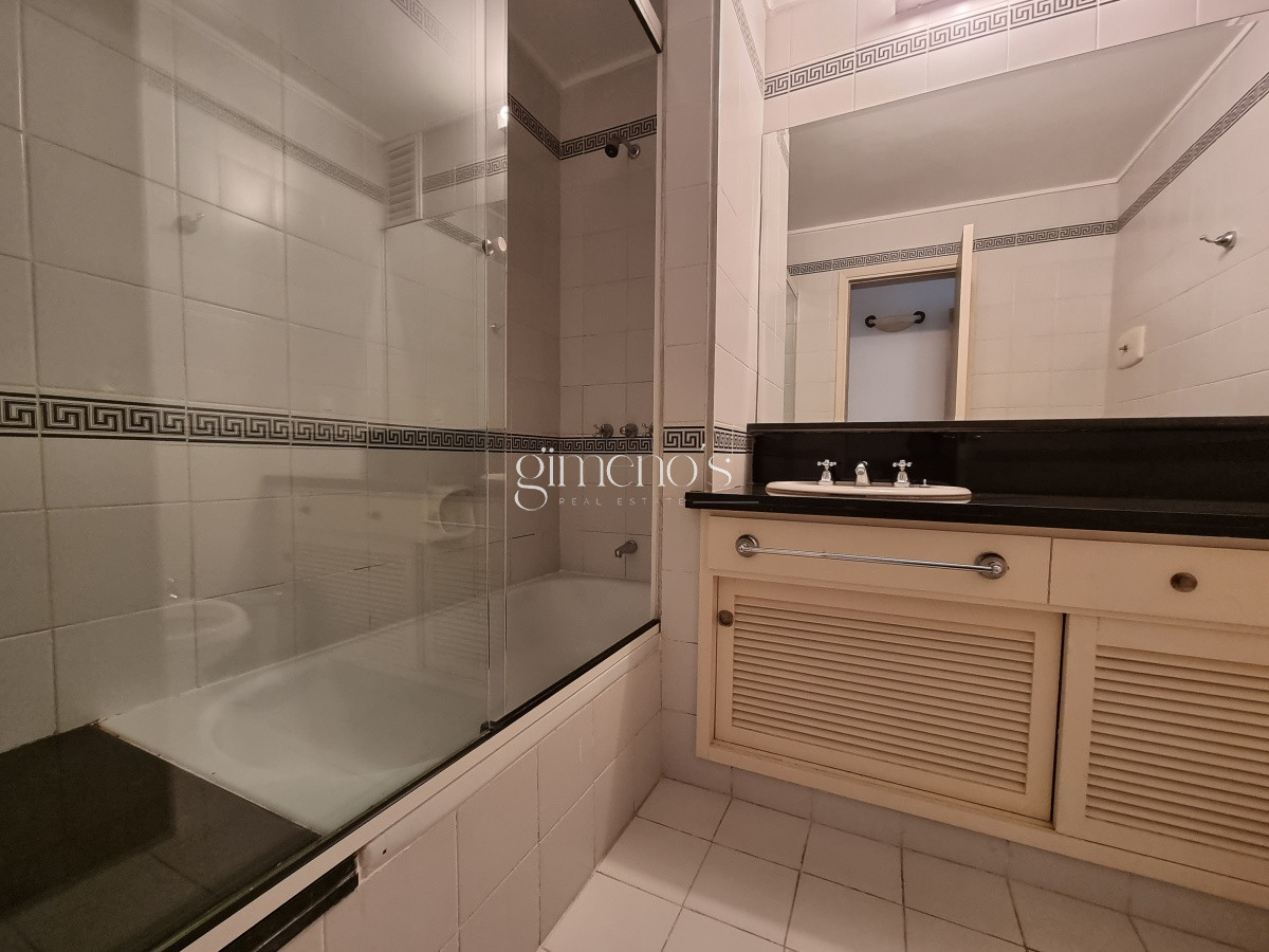 Apartamento ID.714 - Apartamento en frente al puerto de Punta del Este