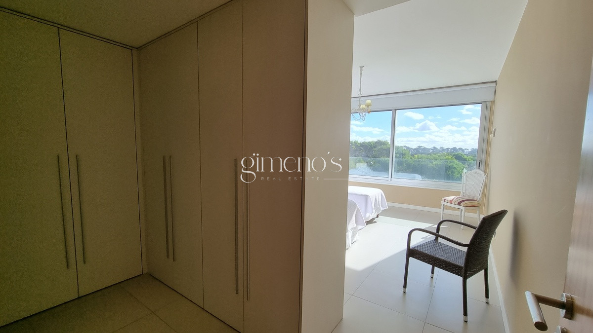 Apartamento ID.136 - Apartamento en Tiburon Terrazas Oceano, 4 Suites + dep, parrillero.