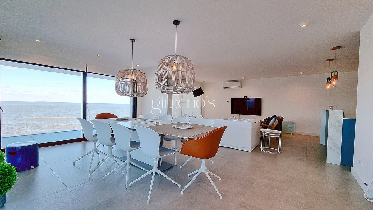 Apartamento ID.133 - Apartamento esquinero en primera linea, 3 suites, parrillero propio, espectacular vista.