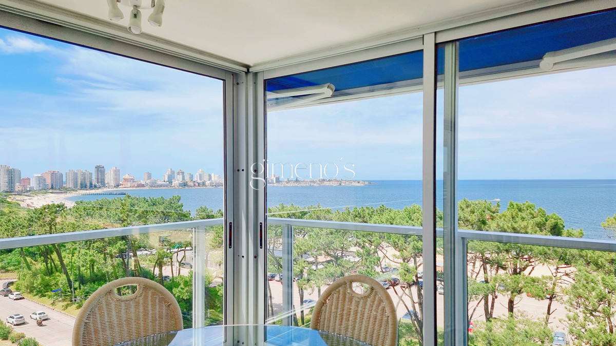Apartamento ID.137 - Semipiso con extraordinaria vista al Mar, 3 suites + dep, garage 3 autos, bauleras