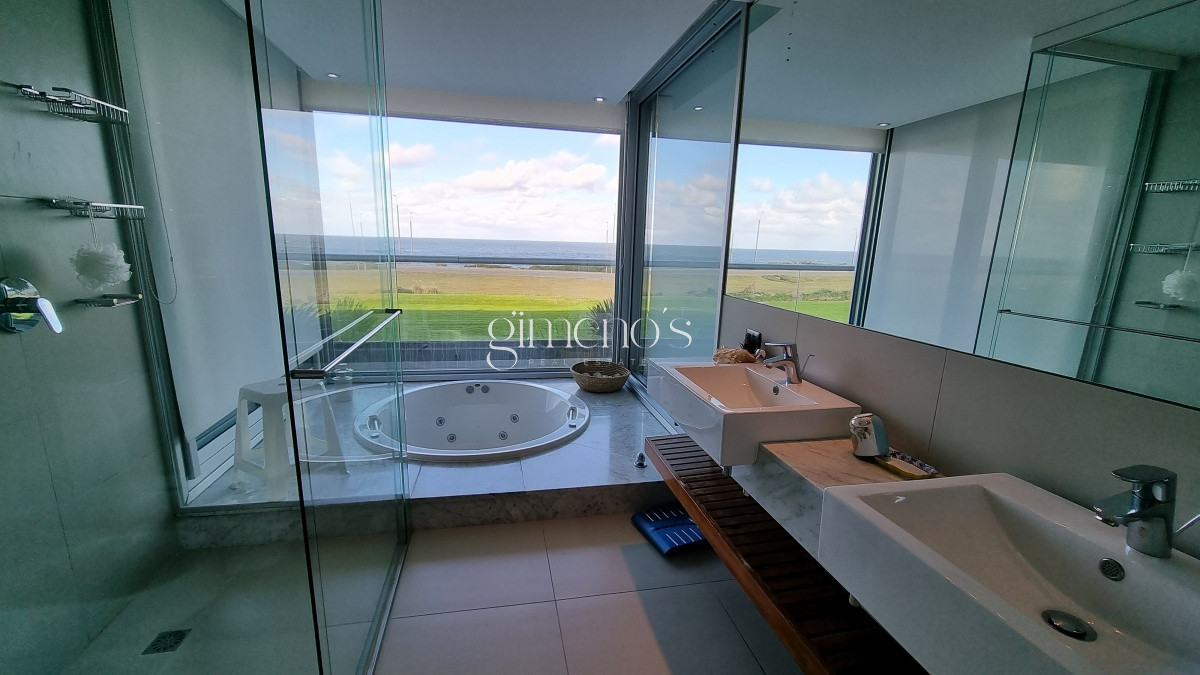 Apartamento ID.136 - Apartamento en Tiburon Terrazas Oceano, 4 Suites + dep, parrillero.