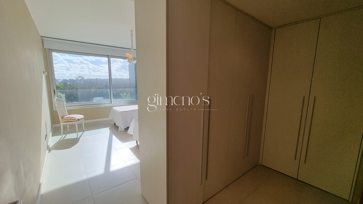Apartamento ID.136 - Apartamento en Tiburon Terrazas Oceano, 4 Suites + dep, parrillero.