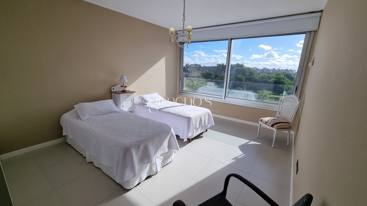 Apartamento ID.136 - Apartamento en Tiburon Terrazas Oceano, 4 Suites + dep, parrillero.