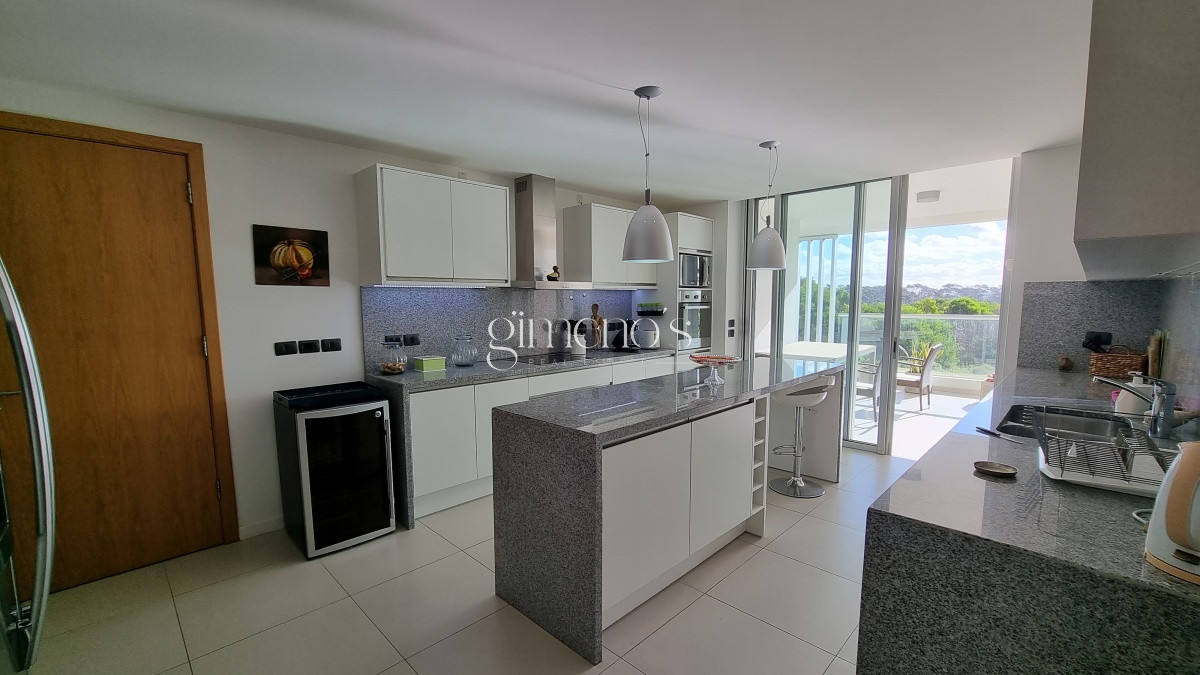 Apartamento ID.136 - Apartamento en Tiburon Terrazas Oceano, 4 Suites + dep, parrillero.