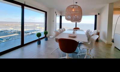 Apartamento esquinero en primera linea, 3 suites, parrillero propio, espectacular vista.
