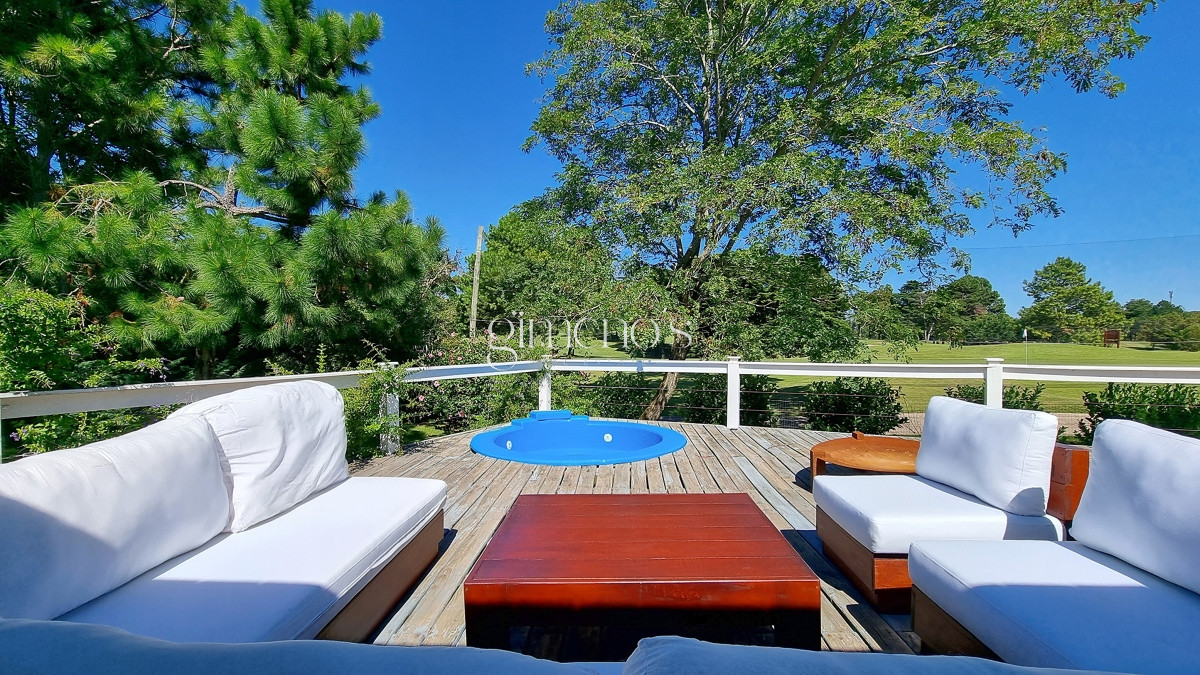 Casa ID.18 - Casa en el Golf, hoyo 7, 4 dormitorios, barbacoa y piscina, playroom