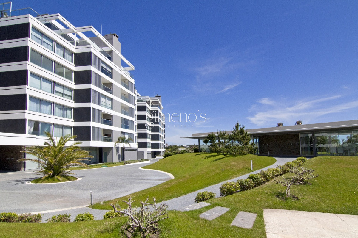 Apartamento ID.136 - Apartamento en Tiburon Terrazas Oceano, 4 Suites + dep, parrillero.