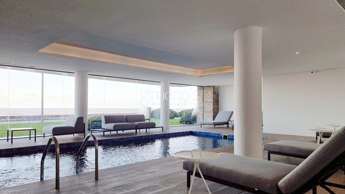 Apartamento ID.133 - Apartamento esquinero en primera linea, 3 suites, parrillero propio, espectacular vista.