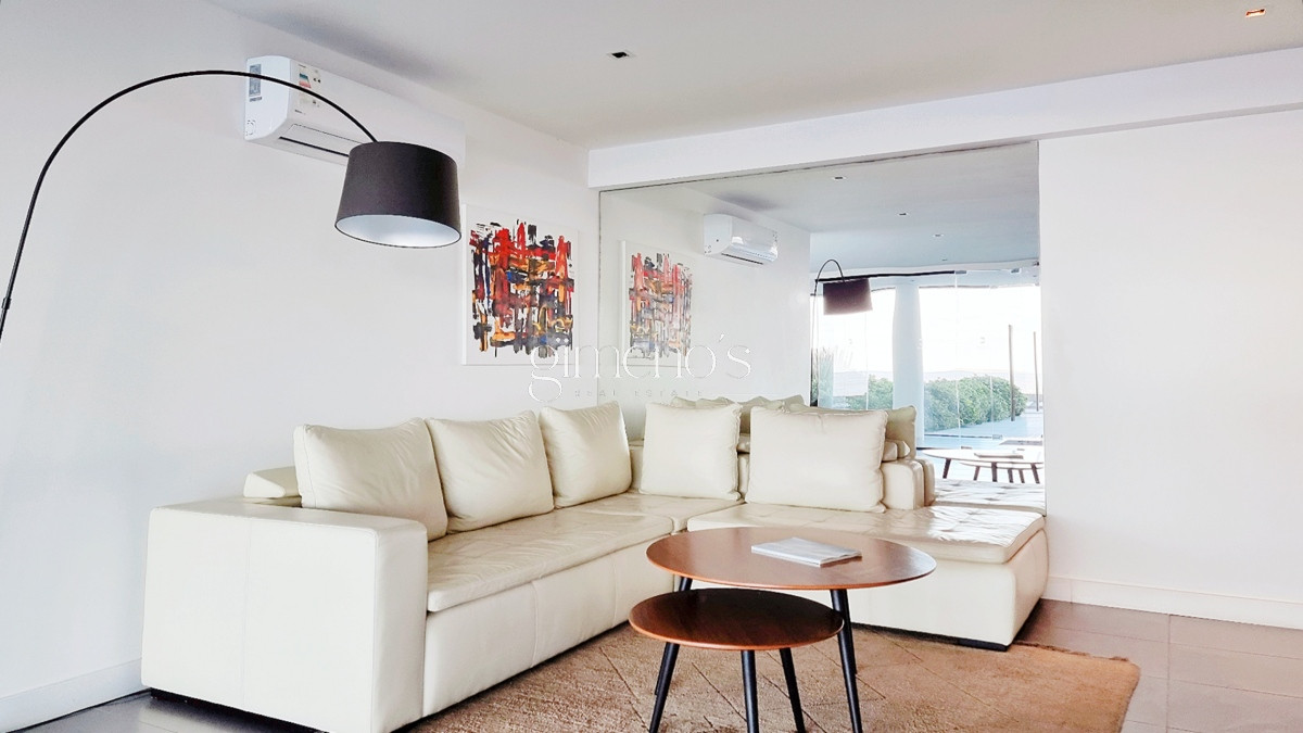 Apartamento ID.133 - Apartamento esquinero en primera linea, 3 suites, parrillero propio, espectacular vista.