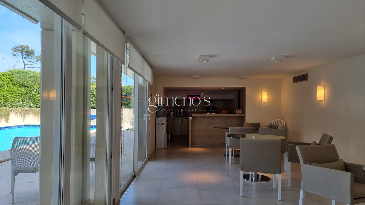 Apartamento ID.137 - Semipiso con extraordinaria vista al Mar, 3 suites + dep, garage 3 autos, bauleras