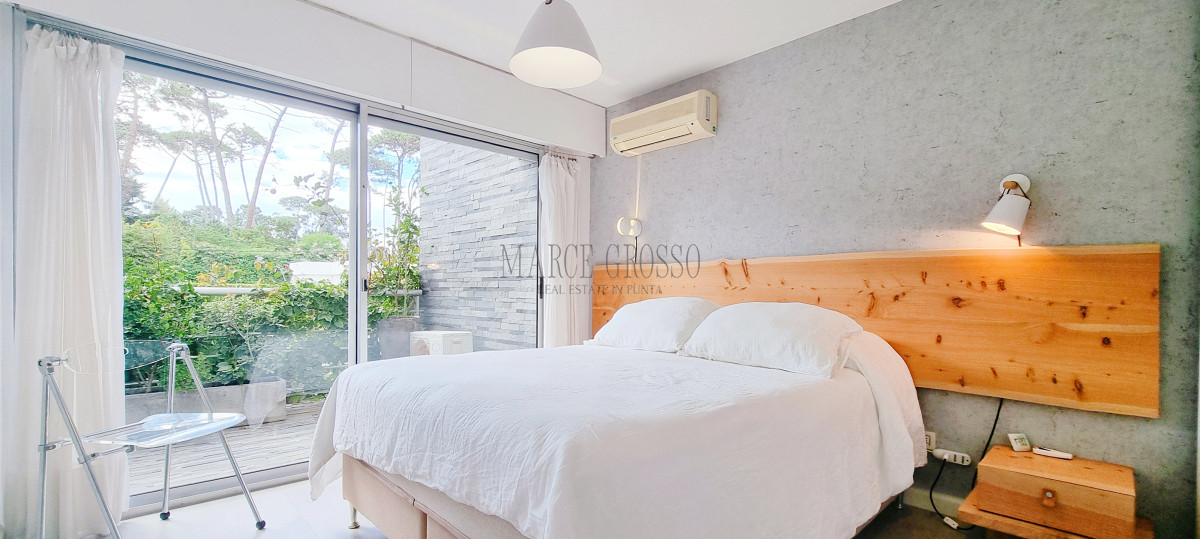 Apartamento ID.101 - Apartamento a 2 cuadras de la Mansa, 3 dormitorios, Jardin, parrillero y alefaccion, 