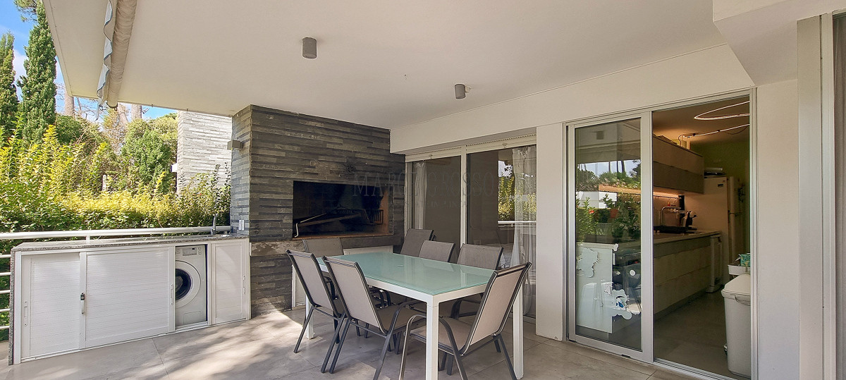 Apartamento ID.101 - Apartamento a 2 cuadras de la Mansa, 3 dormitorios, Jardin, parrillero y alefaccion, 