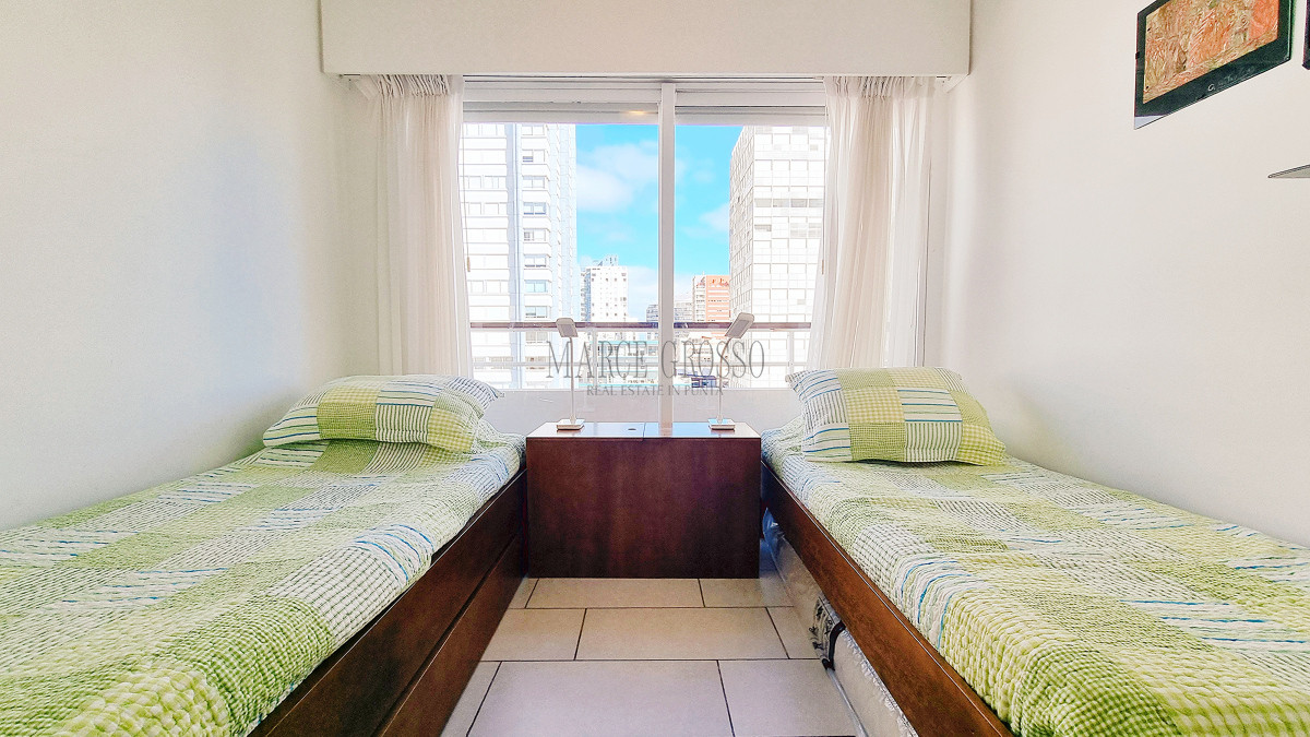 Apartamento ID.52 - Apartamento moderno, 3 dormitorios, 3 baños, parrillero, losa radiante y Vista al mar!