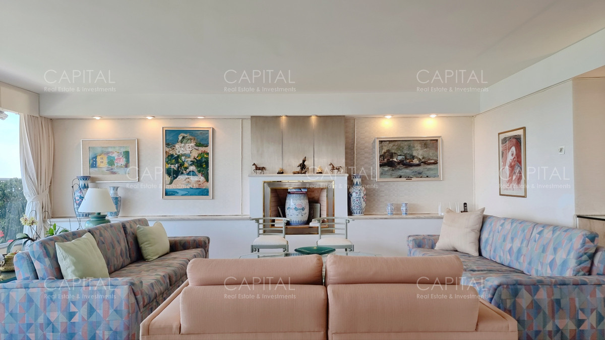 Apartamento ID.37679 - Semipiso con extraordinaria vista al Mar, 3 suites + dep, garage 3 autos, bauleras