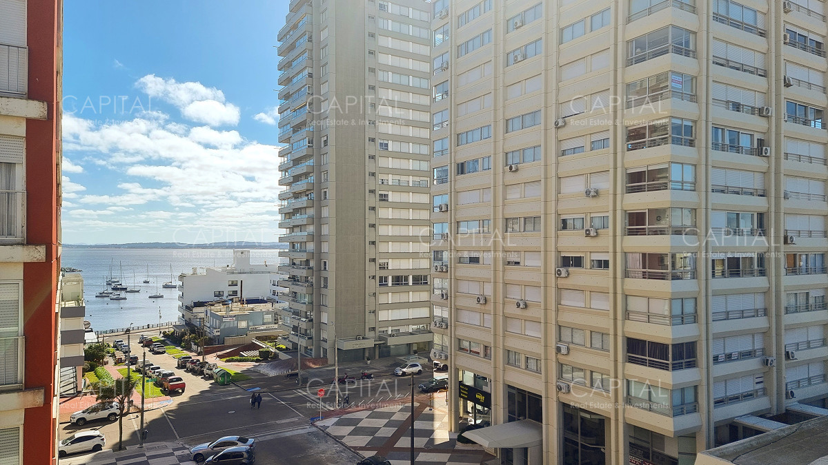 Apartamento ID.39887 - Apartamento moderno, 3 dormitorios, 3 baños, parrillero, losa radiante y Vista al mar!