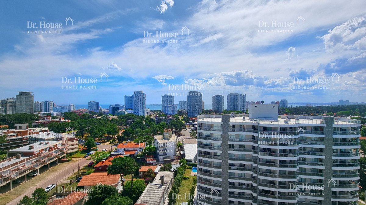 Apartamento en Aidy Grill, piso alto, espectaculares vistas, 3 dormitorios, 2 baños, Parrillero - DRH1492A