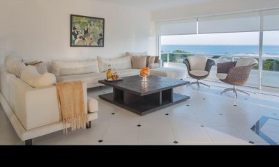 Espectacular Triplex en Playa Brava, Exclusivo, 6 dormitorios en suite, 2 garages
