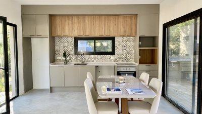 Hermosa Casa 3 dormitorios + piscina a estrenar en pueblo San Vicente - José Ignacio
