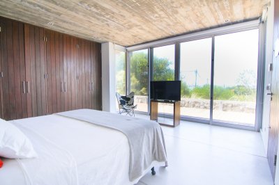 moderna casa de lujo amoblada con piscina climatizada y la mejor vista al mar en punta piedras - drh434c