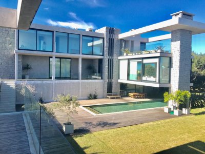 Venta Casa 5 Dormitorios José Ignacio Laguna Escondida