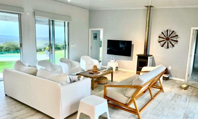 HERMOSA CHACRA 5 HECTÁREAS EN CERRO PAN DE AZUCAR - CUENTA CON UNA MUY LINDA CASA 3 DORMITORIOS CON PISCINA