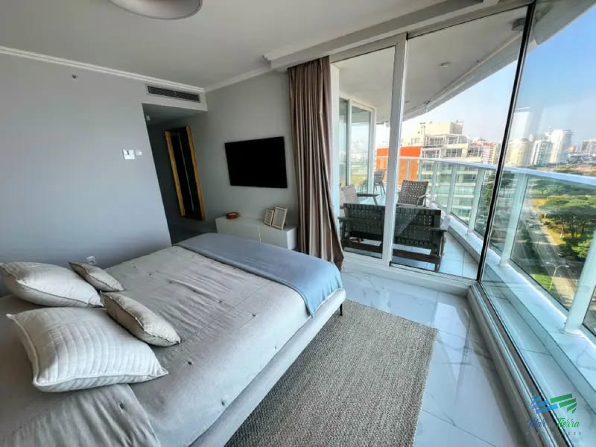 Apartamento ID.5037 - Apartamento en Venta, playa mansa.