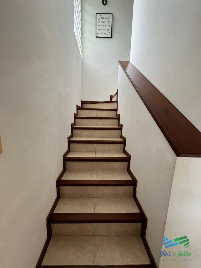 Casa ID.5069 - Jardines de cordoba - Proximo a los colegios 3 dormitorios.
