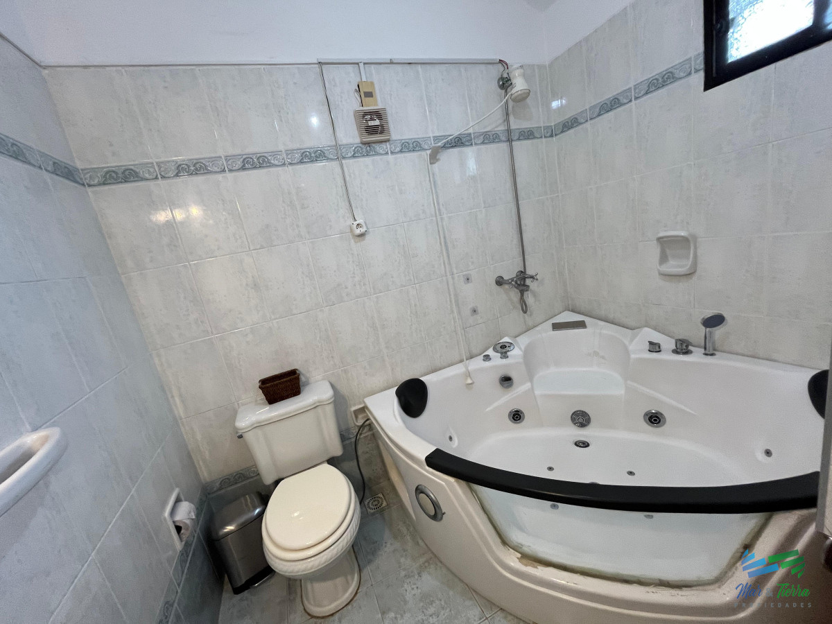 Casa ID.5069 - Jardines de cordoba - Proximo a los colegios 3 dormitorios.