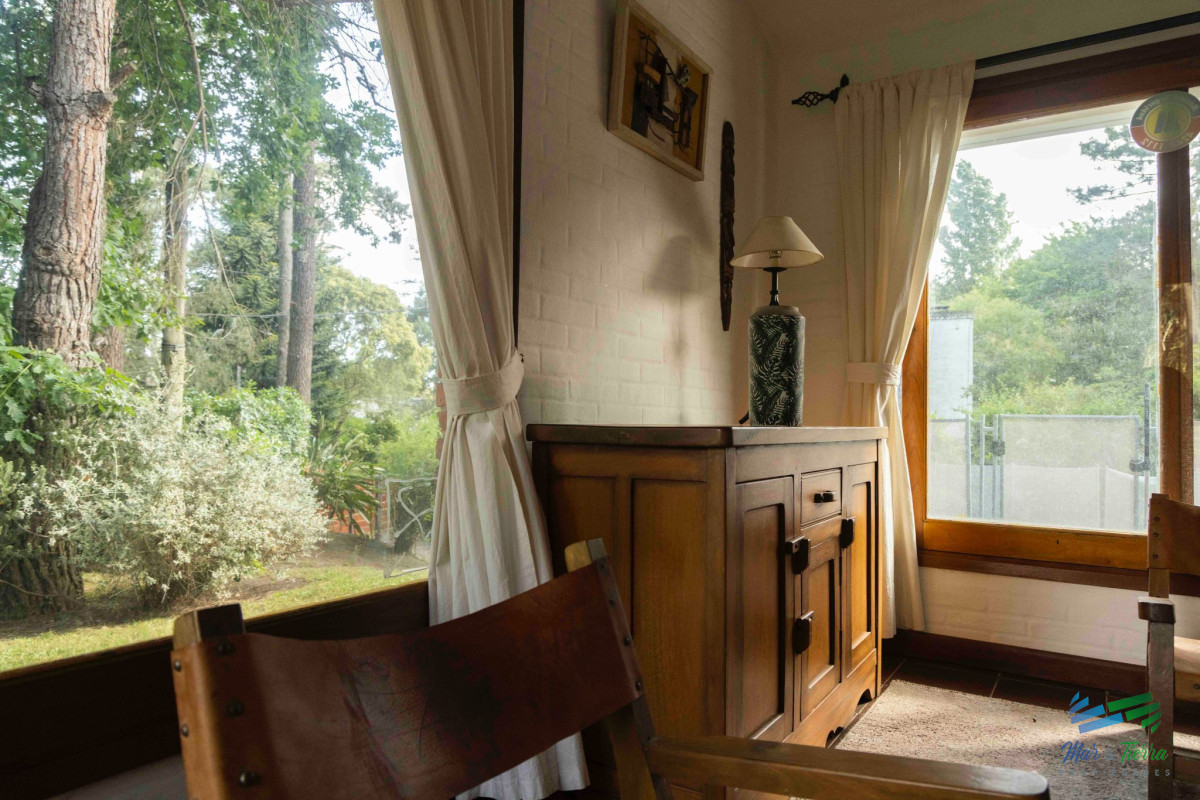 Casa ID.5221 - Casa en venta 4 dormitorios con piscina climatizada, Pinares, Punta del Este