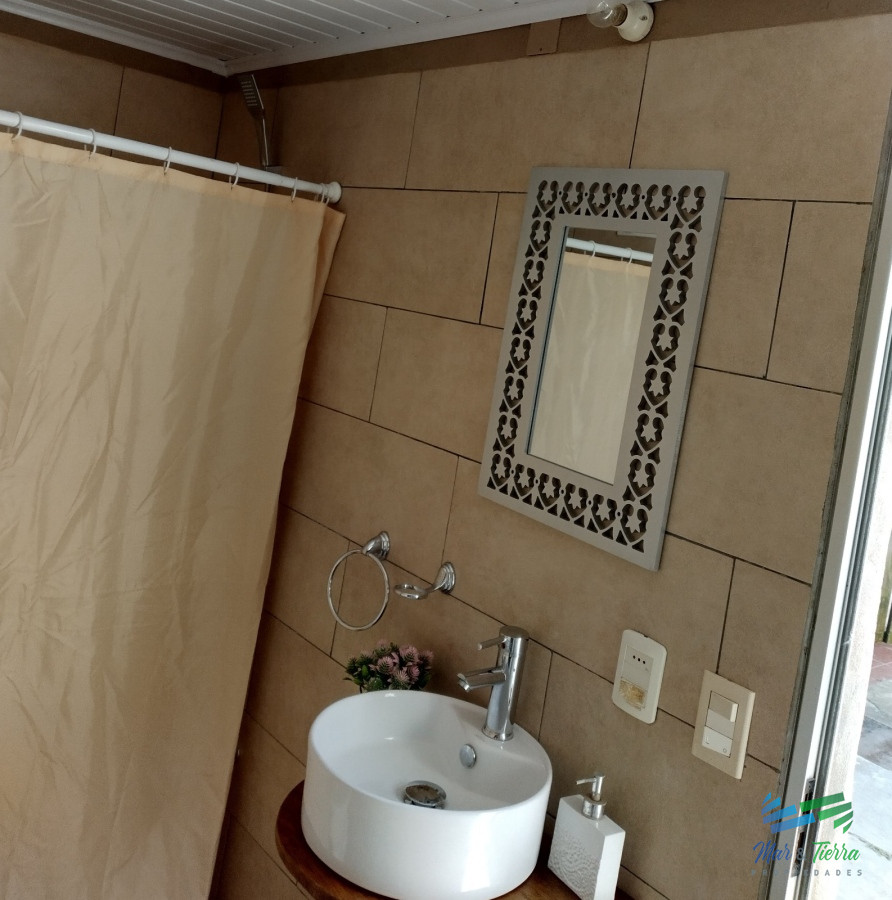 Casa ID.5308 - Casa En alquiler de verano y Venta Punta Del Este, Pinares.