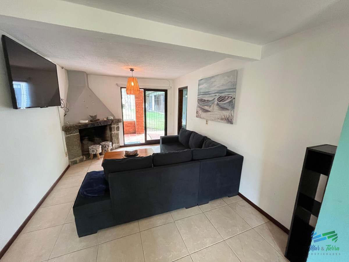 Casa ID.5069 - Jardines de cordoba - Proximo a los colegios 3 dormitorios.