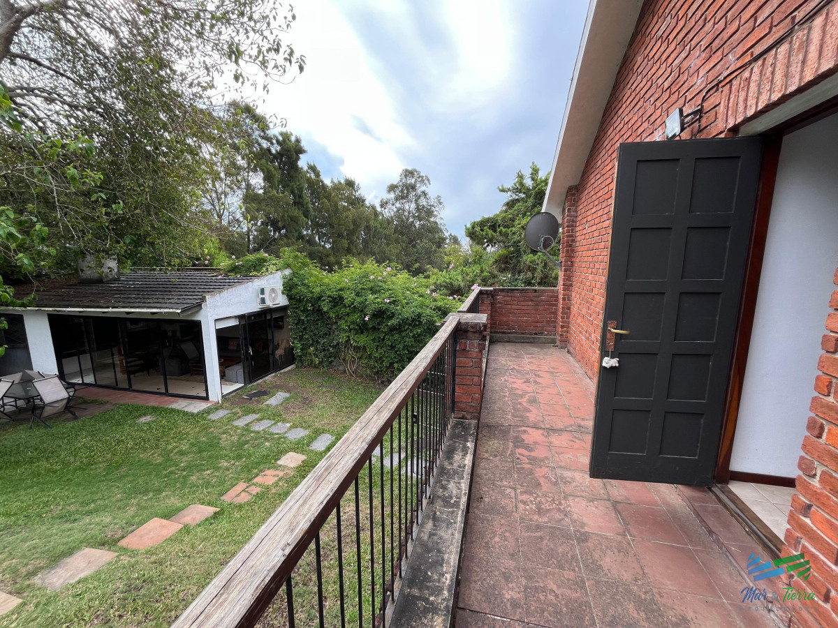 Casa ID.5069 - Jardines de cordoba - Proximo a los colegios 3 dormitorios.